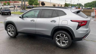 2024 Chevrolet Trax FWD 4dr LT