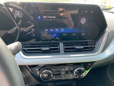 2024 Chevrolet Trax FWD 4dr LT