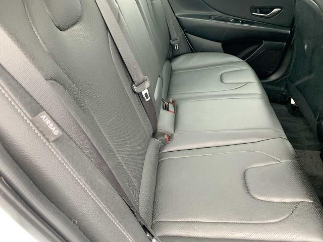 2025 Hyundai Elantra Limited IVT