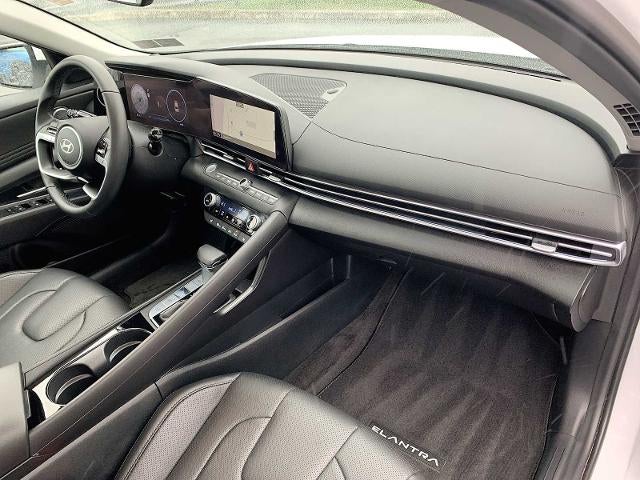 2025 Hyundai Elantra Limited IVT