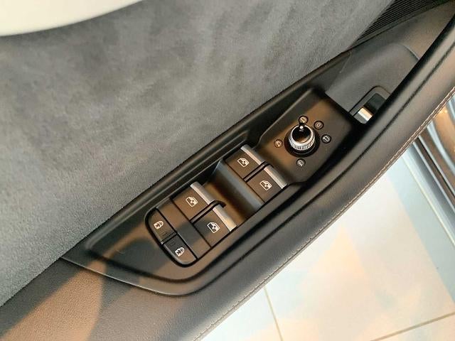 2022 Audi A4 S line Prestige 45 TFSI quattro