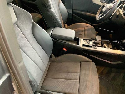2022 Audi A4 S line Prestige 45 TFSI quattro