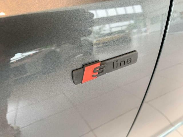 2022 Audi A4 S line Prestige 45 TFSI quattro
