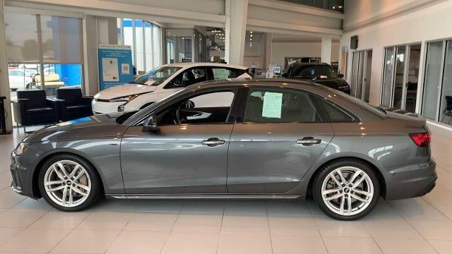 2022 Audi A4 S line Prestige 45 TFSI quattro