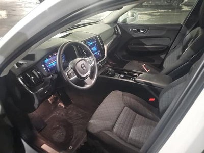 2023 Volvo XC60 B5 AWD Core